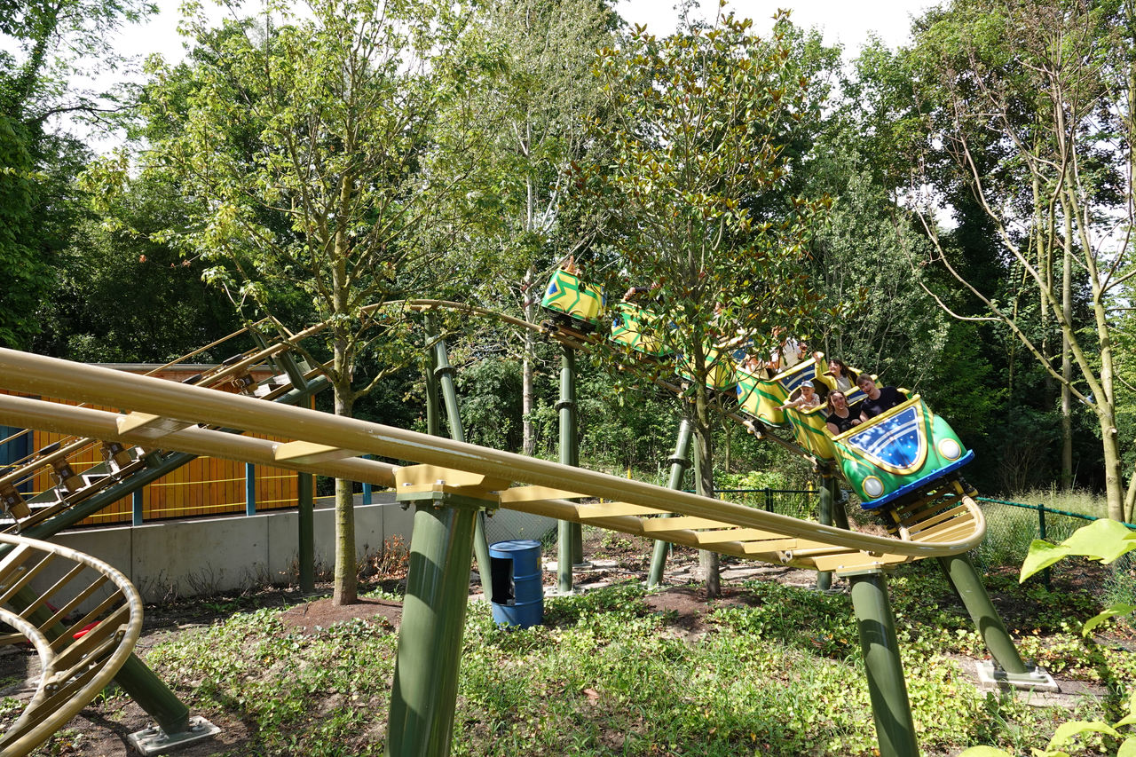 Trein van Brazilian Buggies in de eerste afdaling.